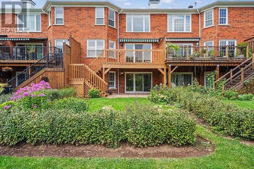 74 Fairwood Place W, Burlington, ON 