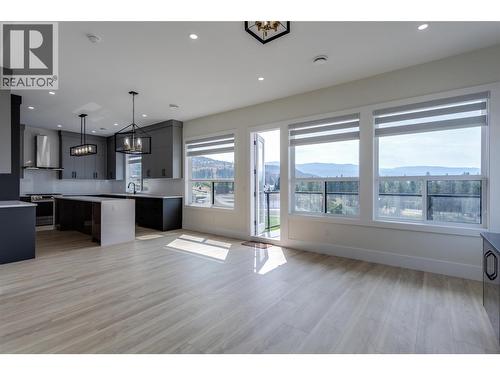 1136 Hume Avenue, Kelowna, BC 