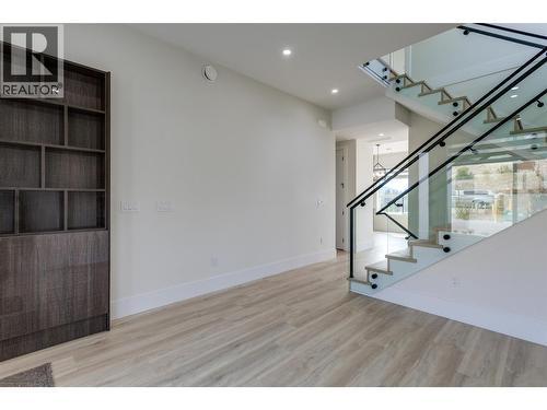 1136 Hume Avenue, Kelowna, BC 