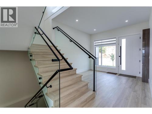 1136 Hume Avenue, Kelowna, BC 