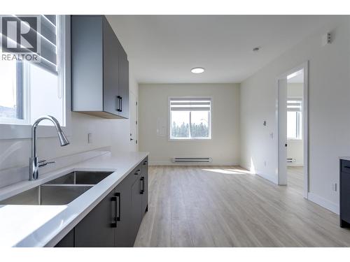 1136 Hume Avenue, Kelowna, BC 