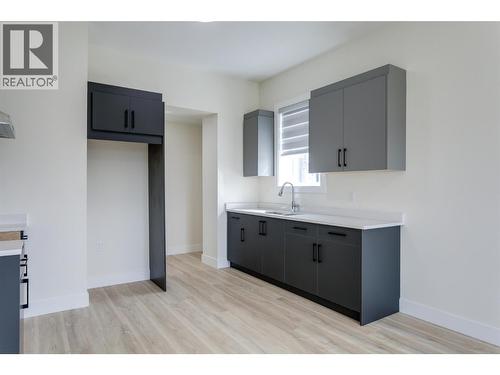1136 Hume Avenue, Kelowna, BC 