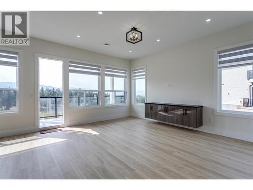 1136 Hume Avenue, Kelowna, BC 