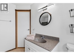 bathroom - studio suite - 
