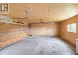 Double car garage - 