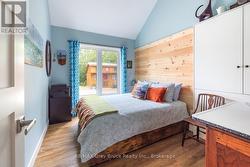2nd bedroom ideal for guests. - 