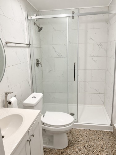 Salle de bains - 2120B-2120 Boul. Grand, Montréal (Côte-Des-Neiges/Notre-Dame-De-Grâce), QC 