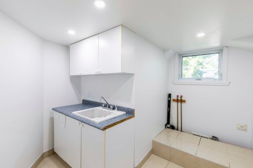 Salle d'eau - 97 Rue Chatillon, Dollard-Des-Ormeaux, QC 