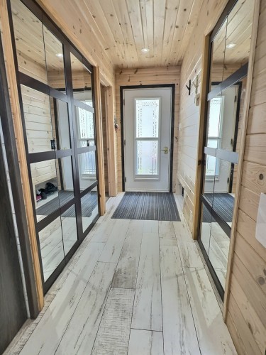 Mud Room - 2225 Ch. De Grassy Narrow, Moffet, QC 