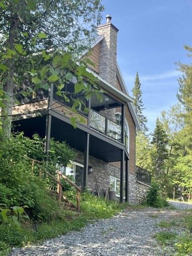 Front of Structure - 2225 Ch. De Grassy Narrow, Moffet, QC 