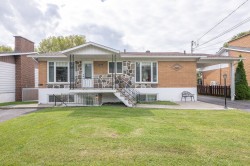 1124  - 1126 24e Avenue  Saint-Jérôme, QC J7Z 3J2