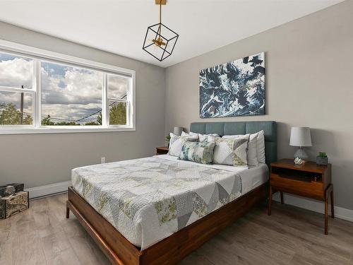 122 Regal Road, Dartmouth, NS 