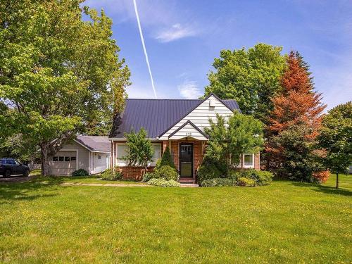 122 Brackley Point Road  Charlottetown, PE C1A 6Y4