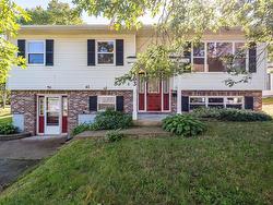 163 Oakdene Avenue  Kentville, NS B4N 2C2