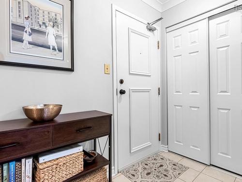 308 93 Kearney Lake Road, Halifax, NS 