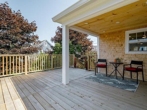55 Lawrence Street, Lunenburg, NS 