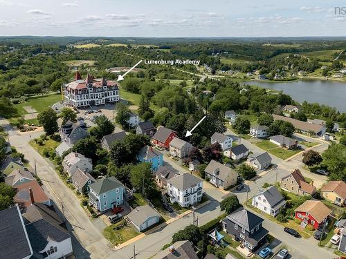 55 Lawrence Street, Lunenburg, NS 
