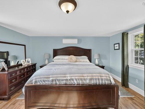 61 Connaught Avenue, Middleton, NS 