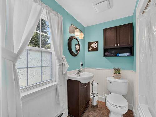 61 Connaught Avenue, Middleton, NS 