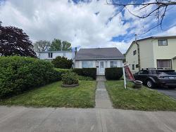 2883 Connaught Avenue  Halifax, NS B3L 3A2