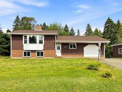 28 Little River Drive  Musquodoboit Harbour, NS B0J 2L0