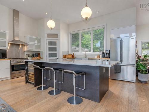 8 First Avenue, Bedford, NS 