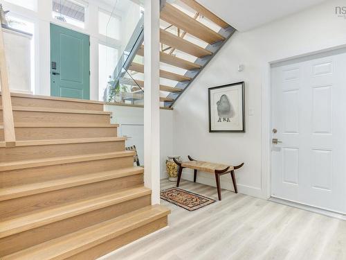 8 First Avenue, Bedford, NS 