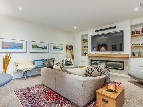 8 First Avenue, Bedford, NS 