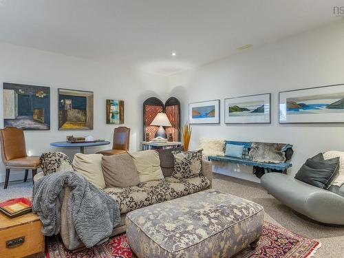 8 First Avenue, Bedford, NS 
