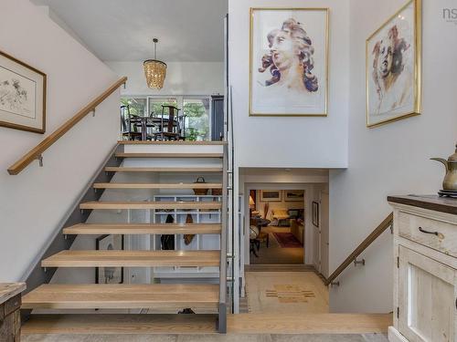 8 First Avenue, Bedford, NS 
