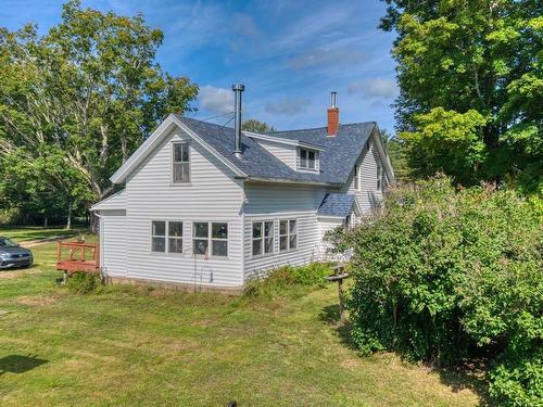 10136 Highway 1, Paradise, NS 
