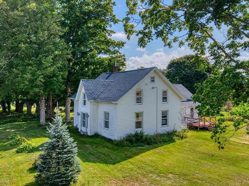 10136 Highway 1, Paradise, NS 