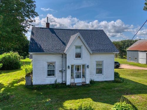 10136 Highway 1, Paradise, NS 