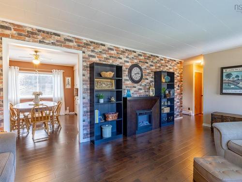 73 King Street, Yarmouth, NS 