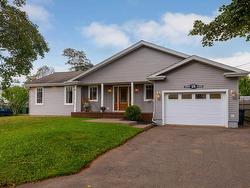 18 Newland Crescent  Charlottetown, PE C1A 4H5