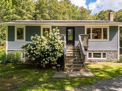 83 Lakecrest Drive  East Uniacke, NS B0N 1Z0