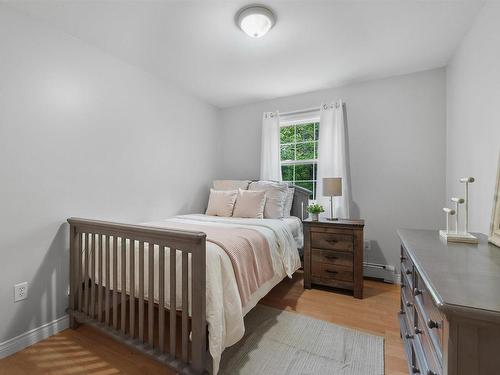 12 Maplewood Drive, Timberlea, NS 