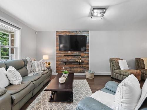 12 Maplewood Drive, Timberlea, NS 
