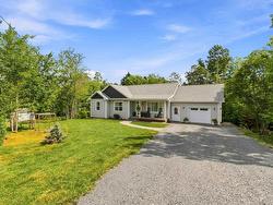 221 Meldrum Avenue Conquerall Bank, NS B4V 8V6