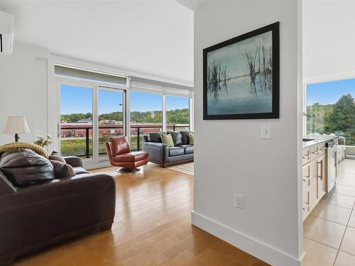 207 220 Waterfront Drive, Bedford, NS 