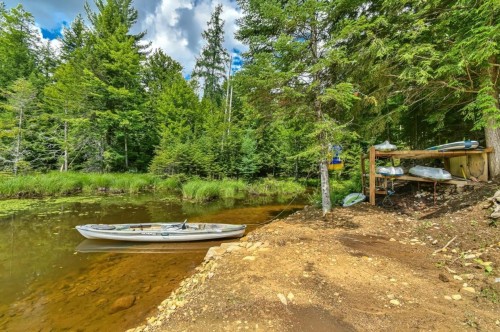 Bord de l'eau - 11 Ch. Des Idéalistes, La Conception, QC 