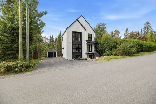 Front of Structure - 596 Rue Beauregard, Sainte-Agathe-Des-Monts, QC 