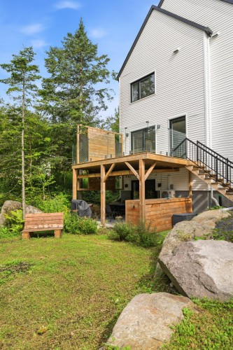 Back of Structure - 596 Rue Beauregard, Sainte-Agathe-Des-Monts, QC 