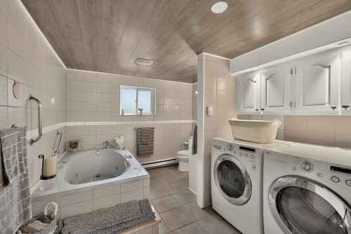 Bathroom - 226 Rue Houde, Saint-Eustache, QC 