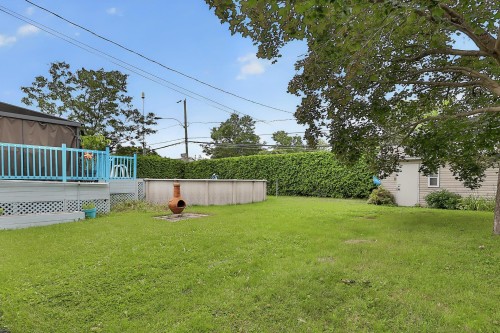Courtyard - 226 Rue Houde, Saint-Eustache, QC 