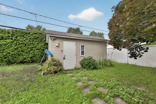 Courtyard - 226 Rue Houde, Saint-Eustache, QC 