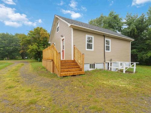 2630 Highway 1, Aylesford, NS 