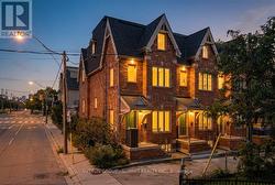 2 CAM FELLA LANE  Toronto, ON M4L 3Z5