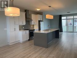 2 - 3025 SINGLETON AVENUE  London South, ON N6L 0E6