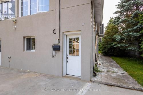 UPPER - 14011 TRAFALGAR ROAD , Halton Hills, Ontario L7G 4S4 3